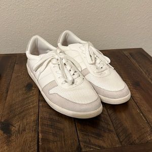 Universal Thread Hal Sneakers Women White Size 7.5